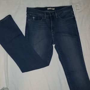 Bootcut Levis👖